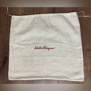 Salvatore Ferragamo dust Bag 18”x16”